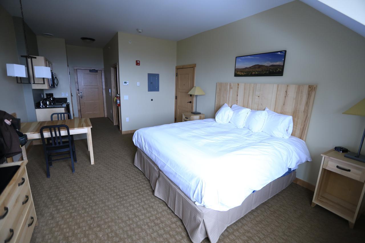 Burke Mountain Hotel And Conference Center Bagian luar foto
