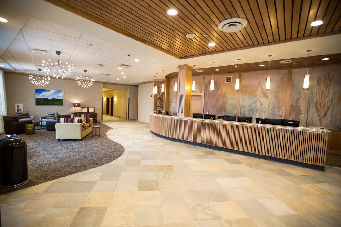 Burke Mountain Hotel And Conference Center Bagian luar foto